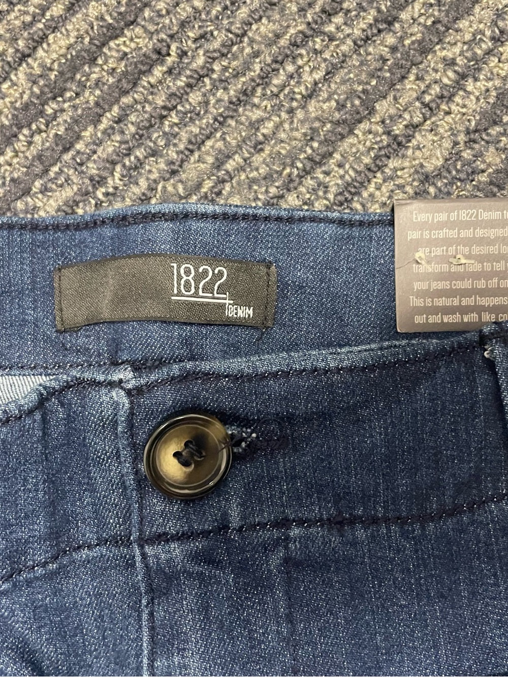 Women’s wide Leg Crop Jeans Size 10 by 1822 Denim Medium Wash, Blue - Picture 3 of 6